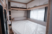 Knaus Südwind Black Selection