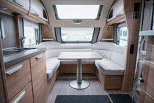 Knaus Südwind Black Selection