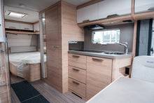 Knaus Südwind Black Selection