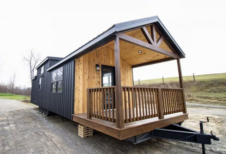 Grizzly Tiny House — 389 sq ft